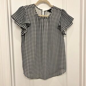 ✨SOLD!!✨ LIKE NEW!! Ann Taylor women’s gingham short sleeve blouse